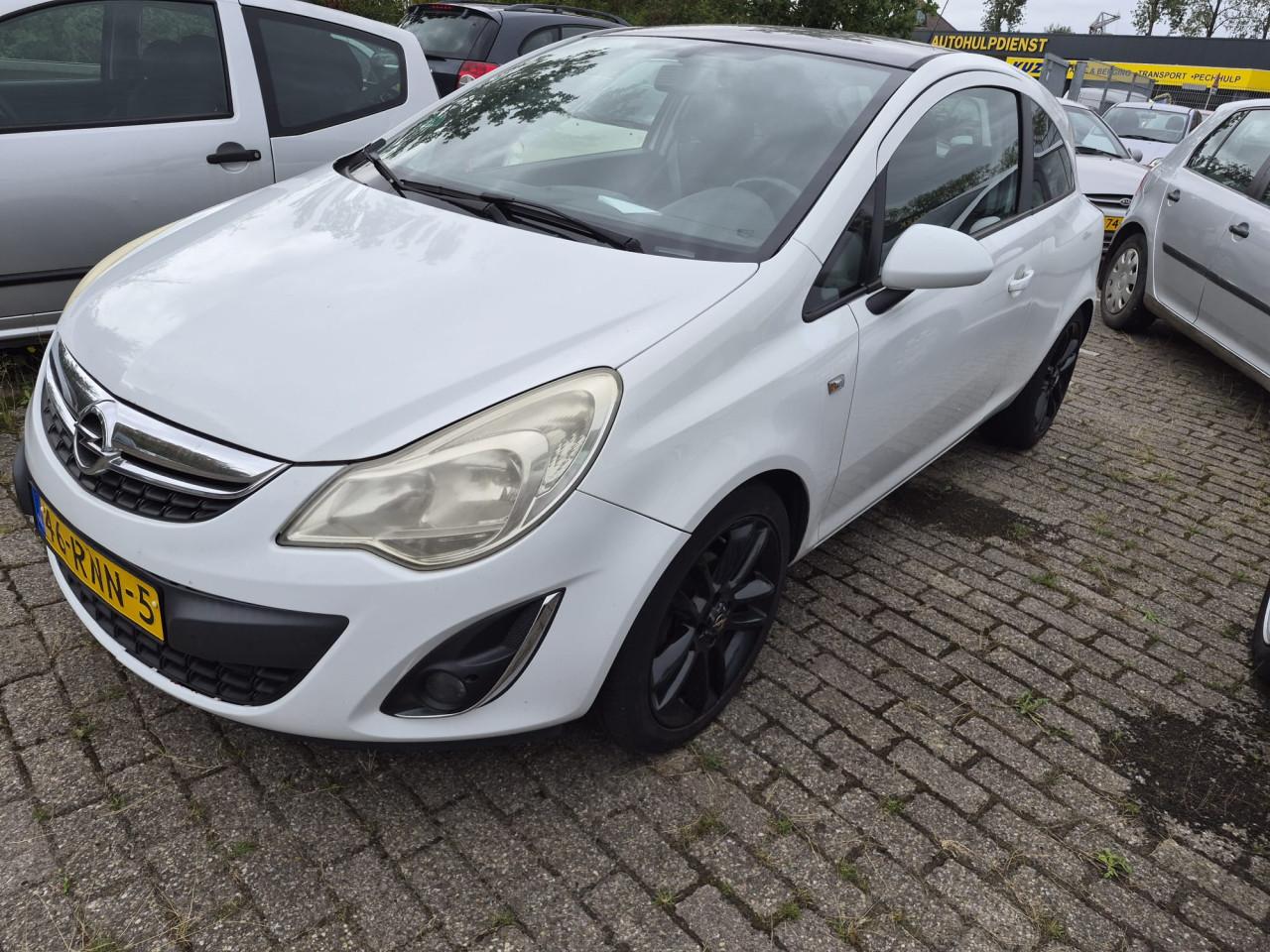 Opel Corsa D 1.4-16V Twinport  Apk 31-8-2027