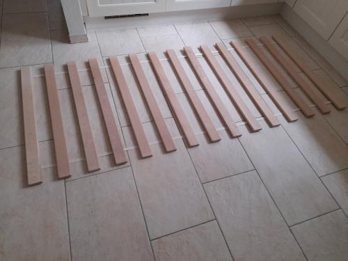 Stevige rol - Lattenbodem 90 x 200 (z.g.a.n.)