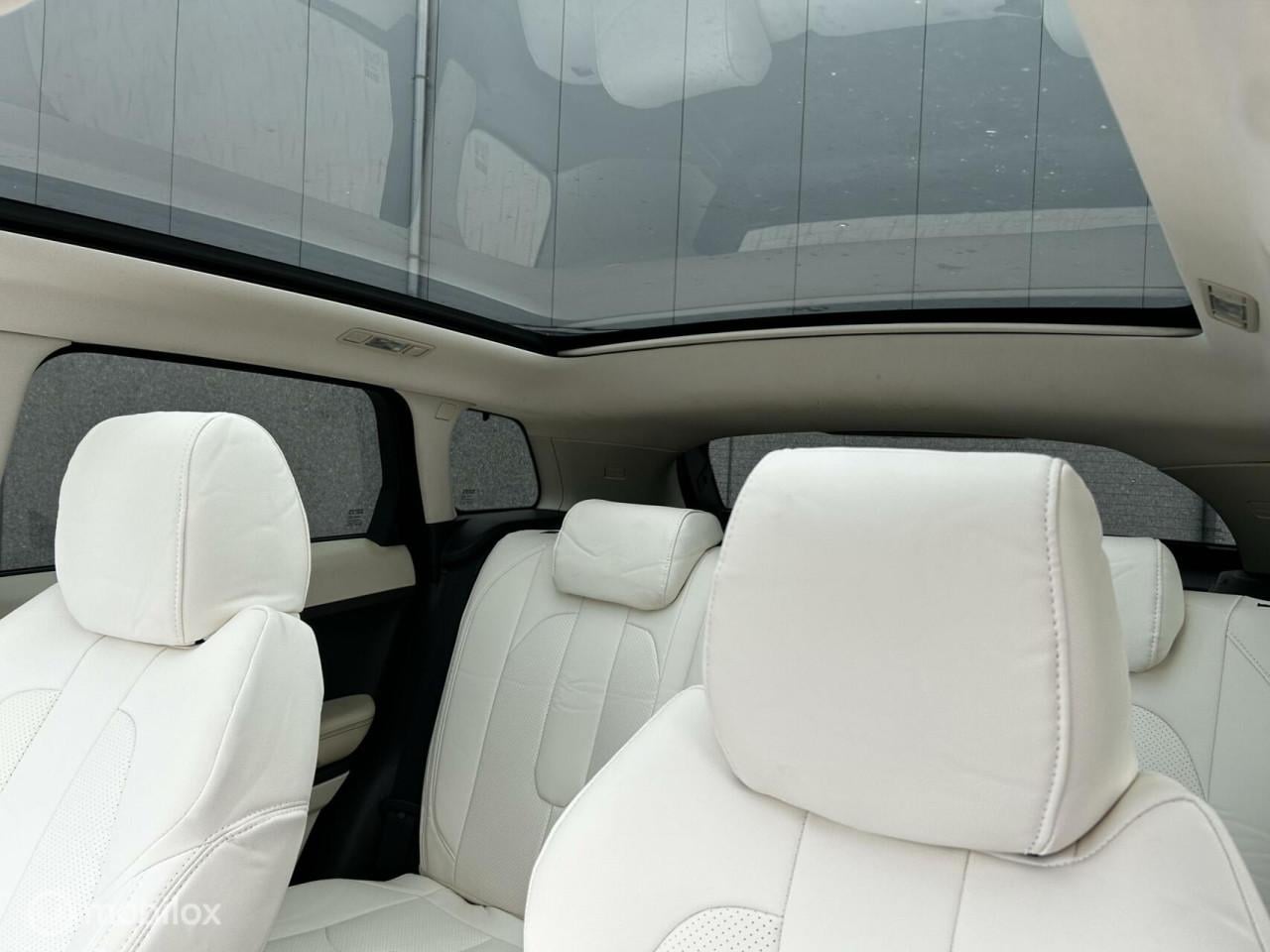 Range Rover Evoque SUV kleur wit bouwjaar 2014