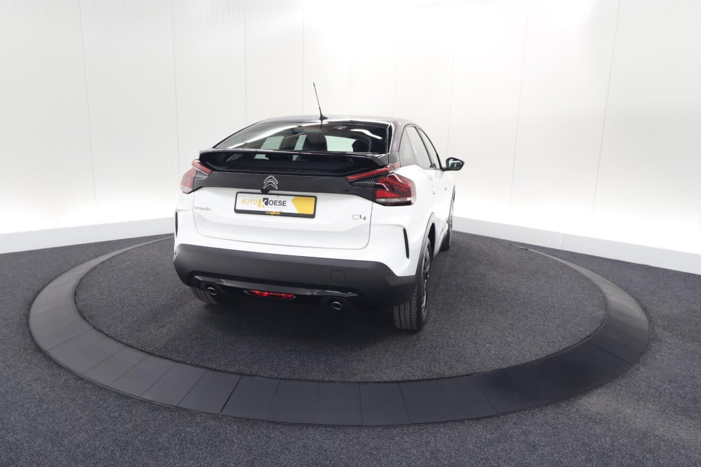 Citroen C4 puretech 130 eat8 feel edition | camera | apple carplay | parkee