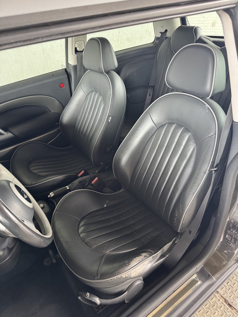 Mini Cooper 1.6 Parklane 180DKM 2006