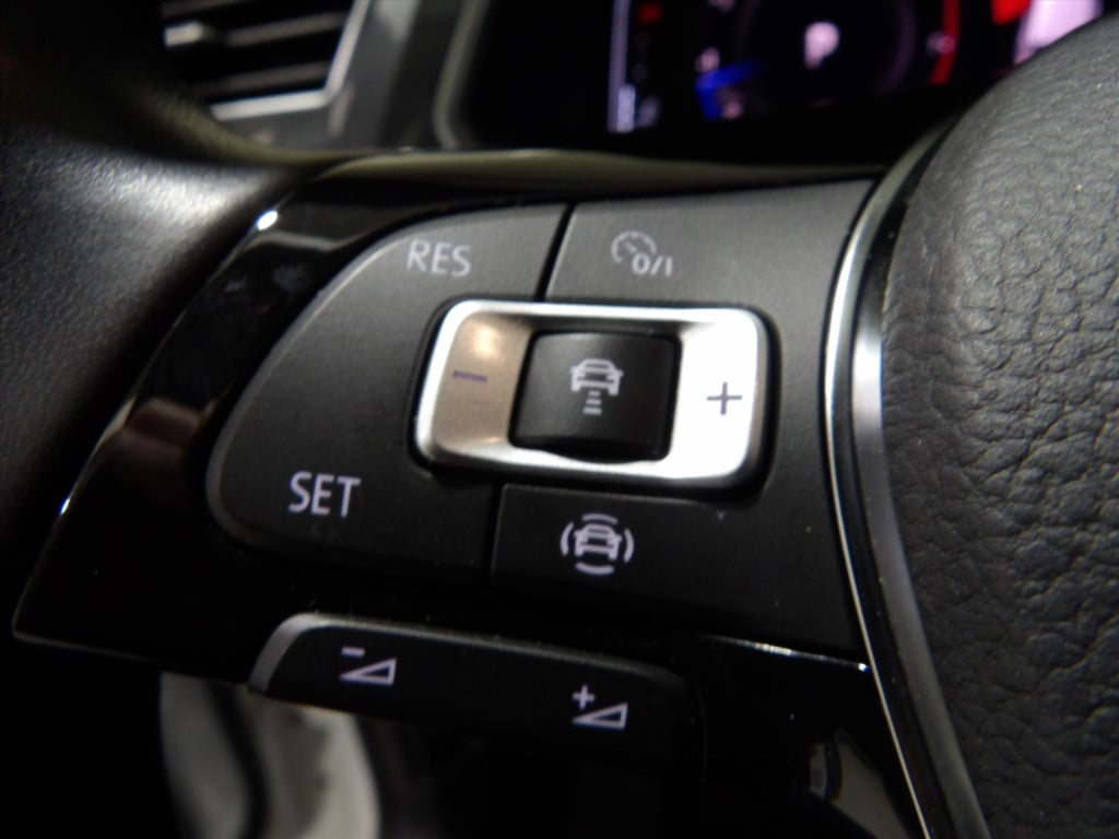 Volkswagen Tiguan r-line 1.5 tsi 150pk 7-dsg