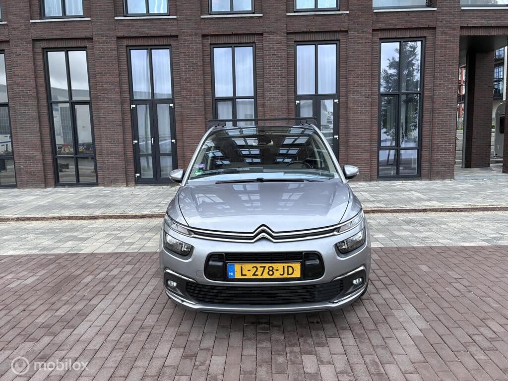 Citroen Grand C4 Spacetourer 1.2 PureTech Shine km182.038 Nap BJ2020