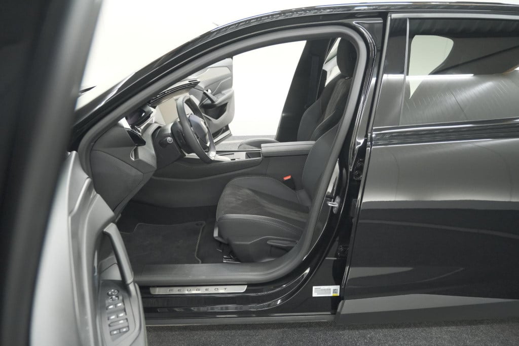 Peugeot 408 1.2 hybrid 136 e-dcs6 gt | 360 camera | adaptieve cruise contro