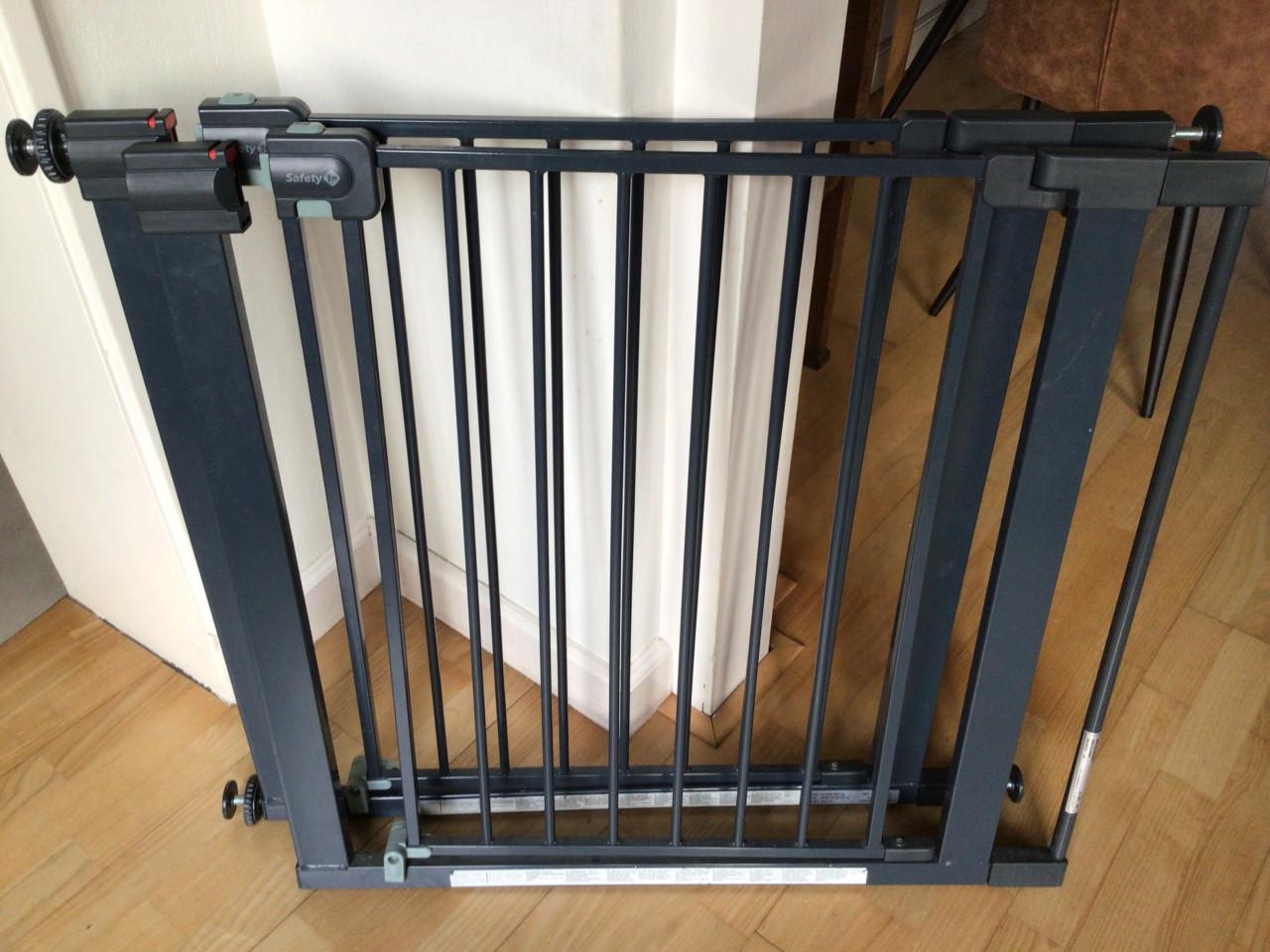 Safety 1st traphekjes / veiligheidshekjes