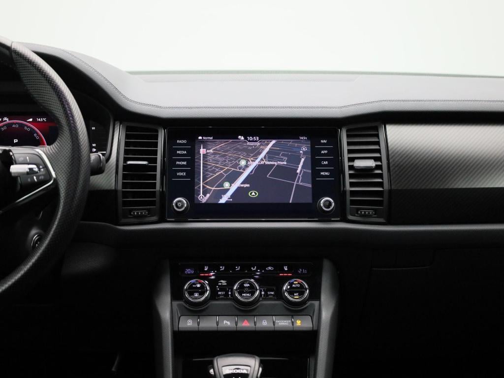 Skoda Kodiaq 1.5 tsi sportline business | automaat | trekhaak | panoramadak