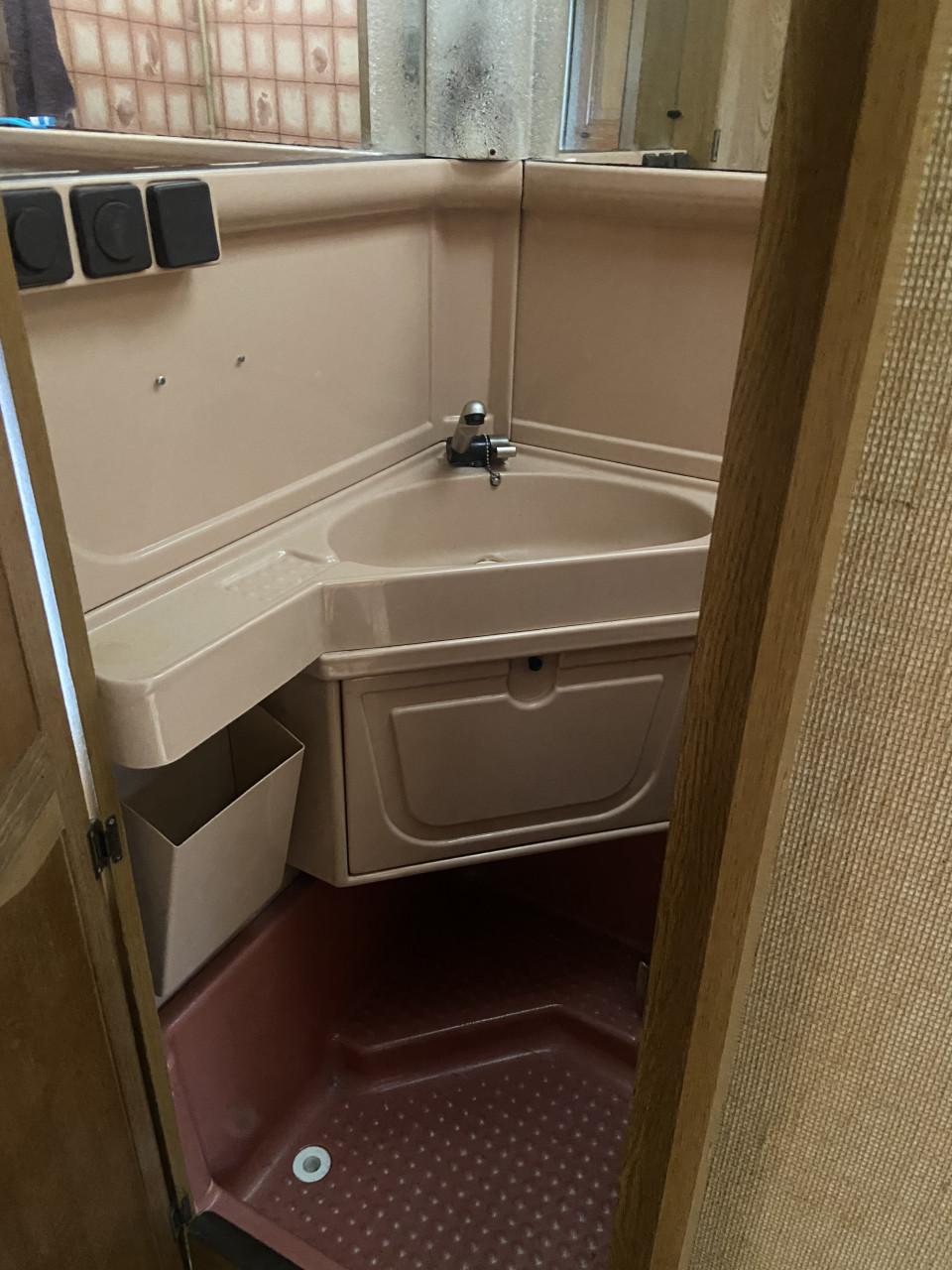 Te koop caravan Hobby