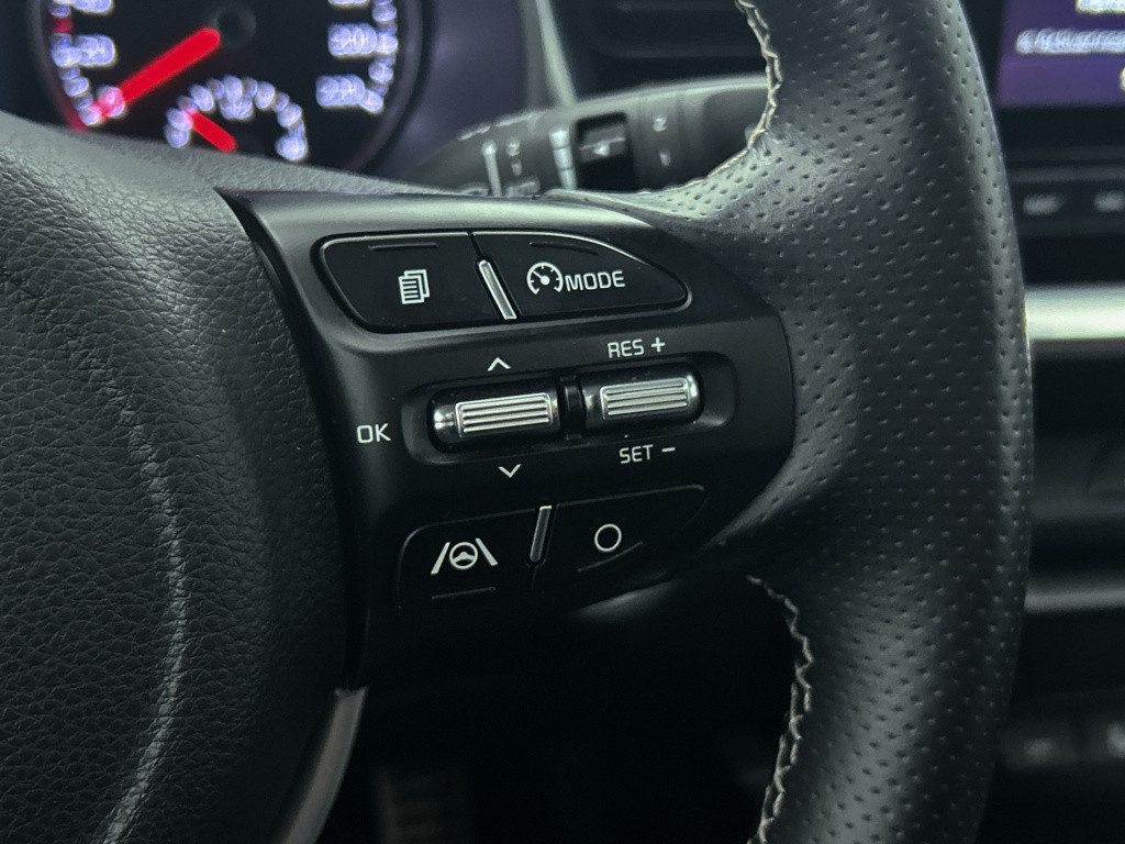 Kia Stonic 1.0 t-gdi mhev gt-plusline | trekhaak | navigatie | parkeercamer