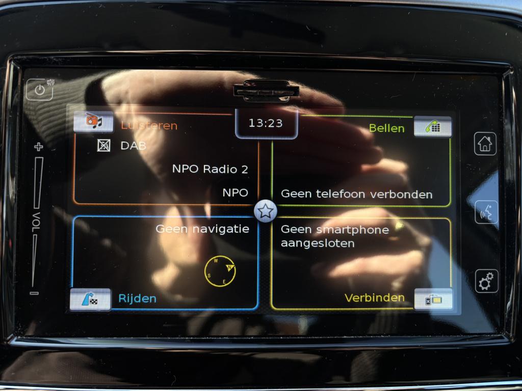 Suzuki Vitara automaat 1.4 boosterjet select smart hybrid/trekhaak