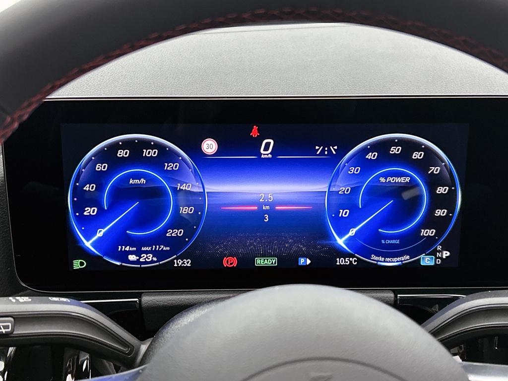 Mercedes-Benz Eqa 250+ business solution amg 71 kwh | nightpakket | guard 3