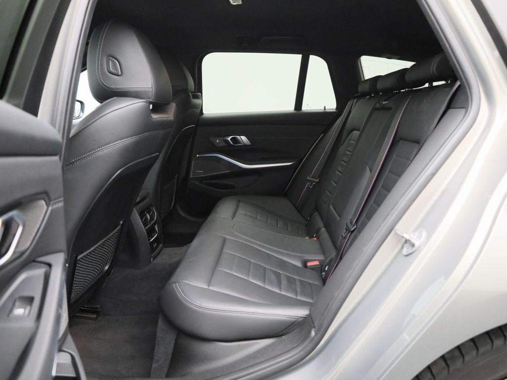 BMW 3-serie touring 330e high executive | m-sport | automaat | lmv | naviga