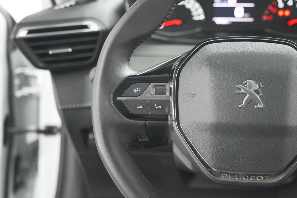 Peugeot 208 puretech 100 pk allure | apple carplay | parkeersensoren | lich