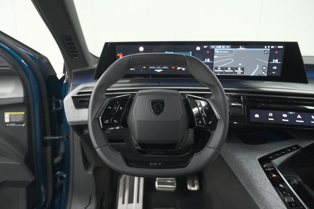 Peugeot 5008 1.2 hybrid 136 gt 7p | 360 camera | panoramadak | elektrische 