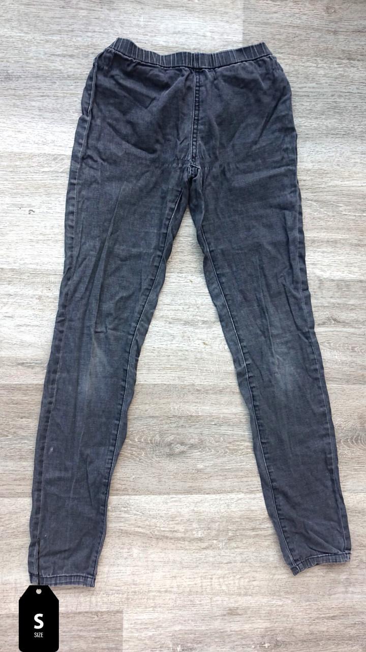 Pakket dameskleding 23 stuks maat XS/ S