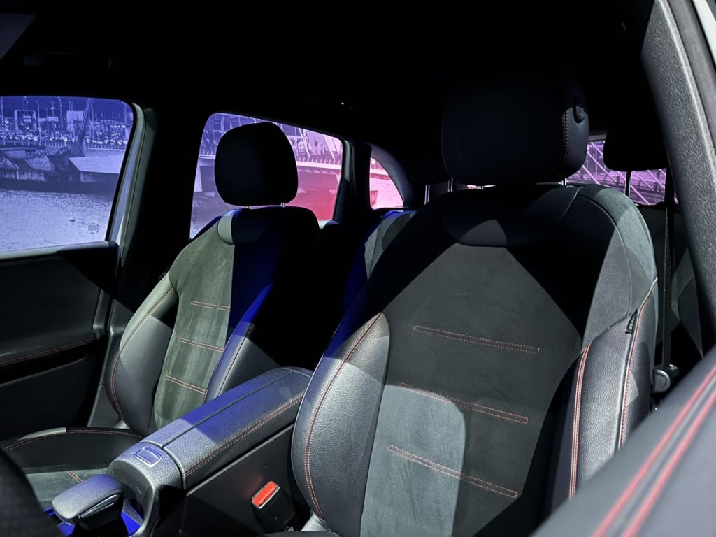 Mercedes-Benz B-Klasse 200 business solution amg