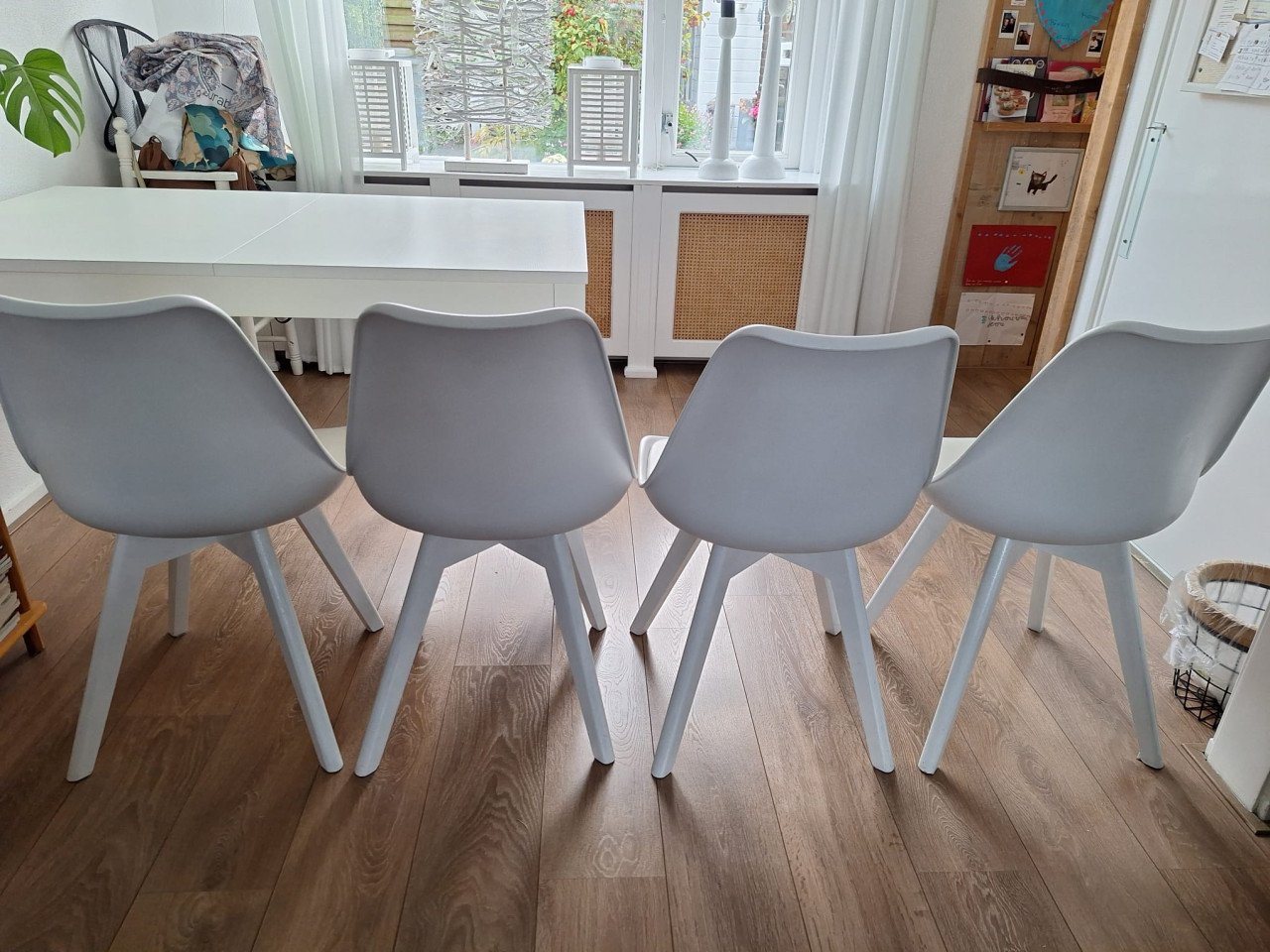 Eetkamer stoelen 4 stuks wit