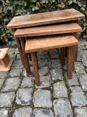 Eiken bijzet tafeltjes