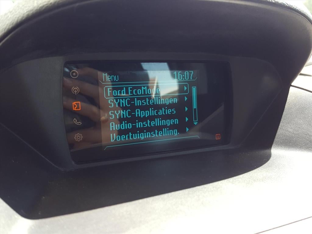 Ford Tourneo Courier titanium 1.0ecoboost-100pk s&s airco | lm-velgen | hog