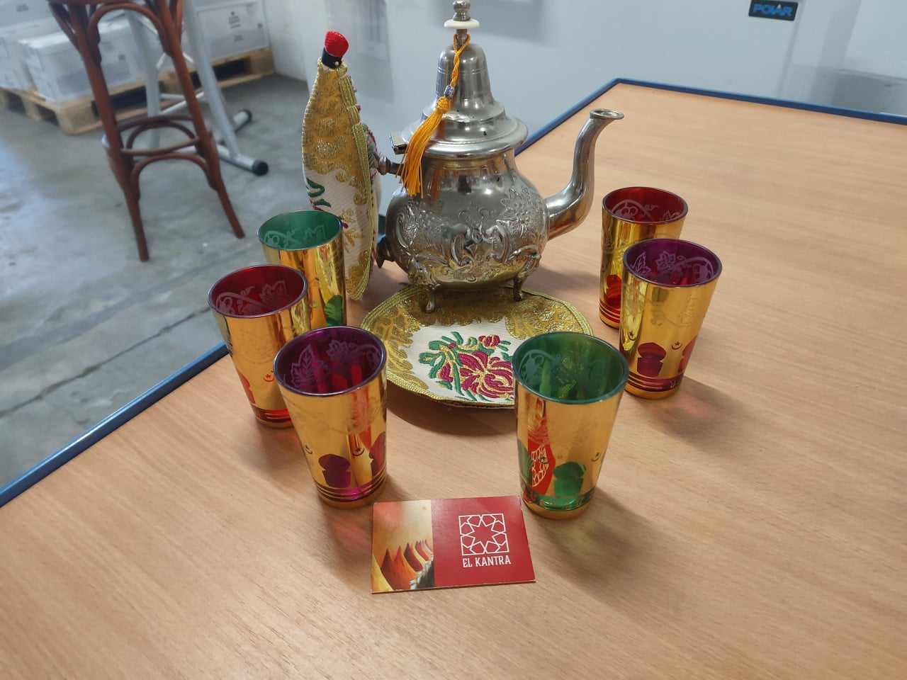 Theepot theeset Marokkaanse El Kantra