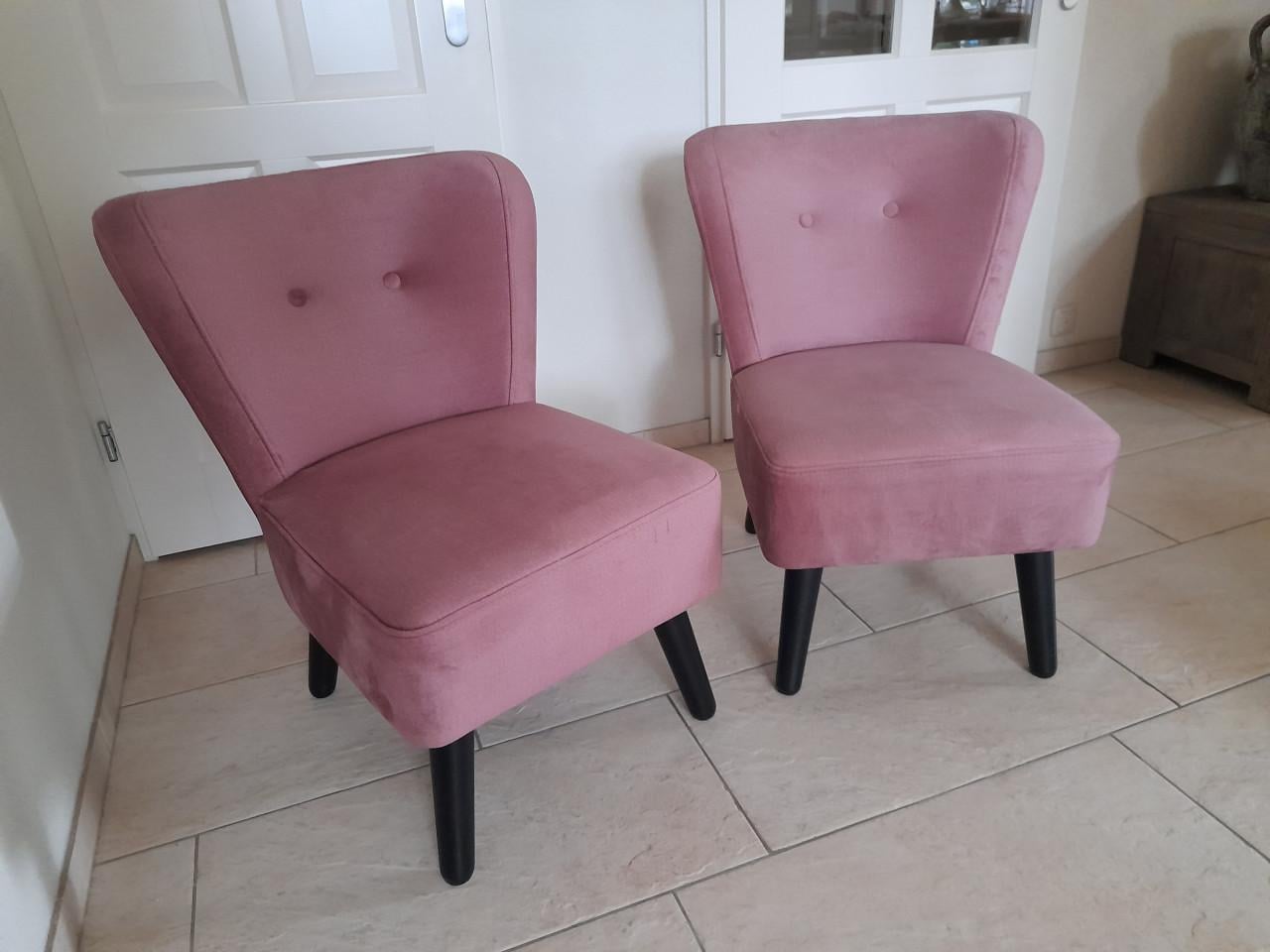 2 leuke fauteuiltjes  (Halmstad) z.g.a.n.
