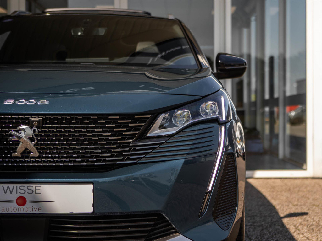 Peugeot 5008 puretech 130pk gt | panoramadak | trekhaak | stoelverwarming |