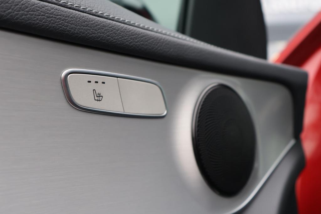 Mercedes-Benz Glc 250 d 4matic amg l panoramadak l trekhaak l stoelverwarmi