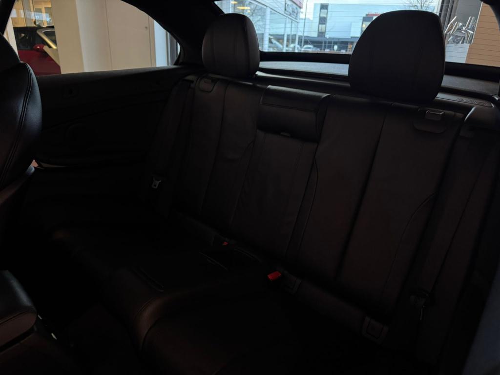 BMW 4 Serie cabrio 428i high executive