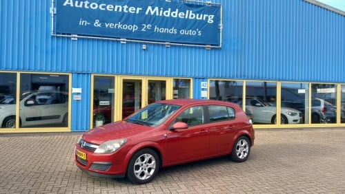 Opel Astra 1.6 Essentia 5deurs bj:2006 airco lm-velgen apk 10-2026 !!!
