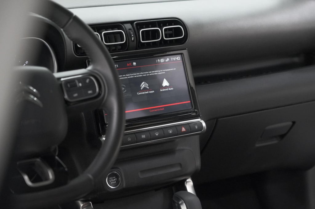 Citroen C3 Aircross puretech 130 eat6 max | camera | apple carplay | parkee