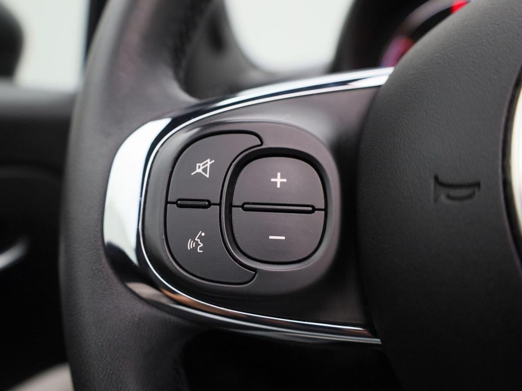 Fiat 500 C 1.0 hybrid star | cabrio | parkeer sensoren | navigatie | half l