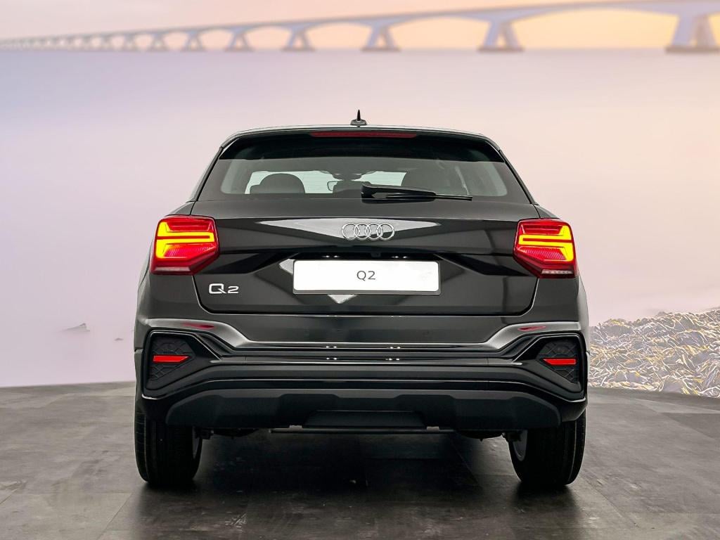 Audi Q2 s edition 35 tfsi 110 kw / 150 pk hatchback 7 vers