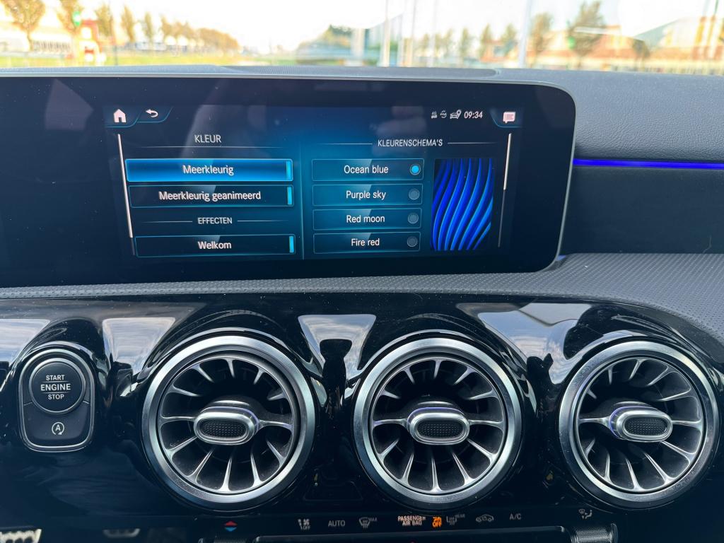 Mercedes-Benz A-Klasse 180 business solution amg night-pakket , sfeer verli