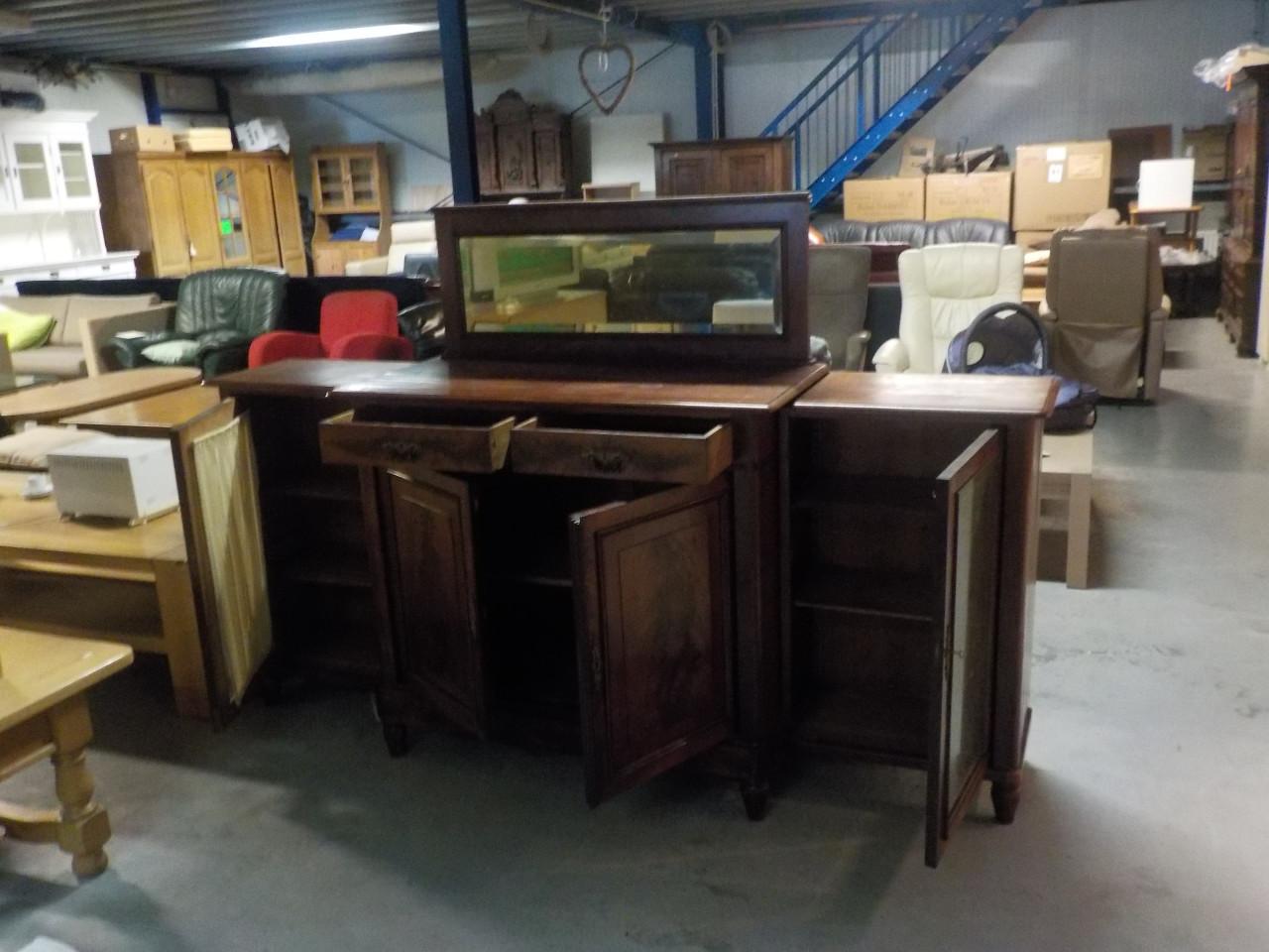 Mooie kwaliteit 3 delig dressoir met spiegel+ 2 laden  in zeer goede staat