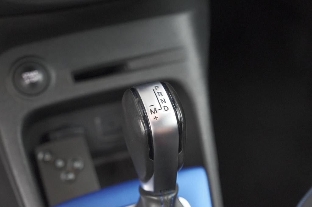 Renault Captur tce 150 edc s-version | trekhaak| camera | dodehoekdetectie 