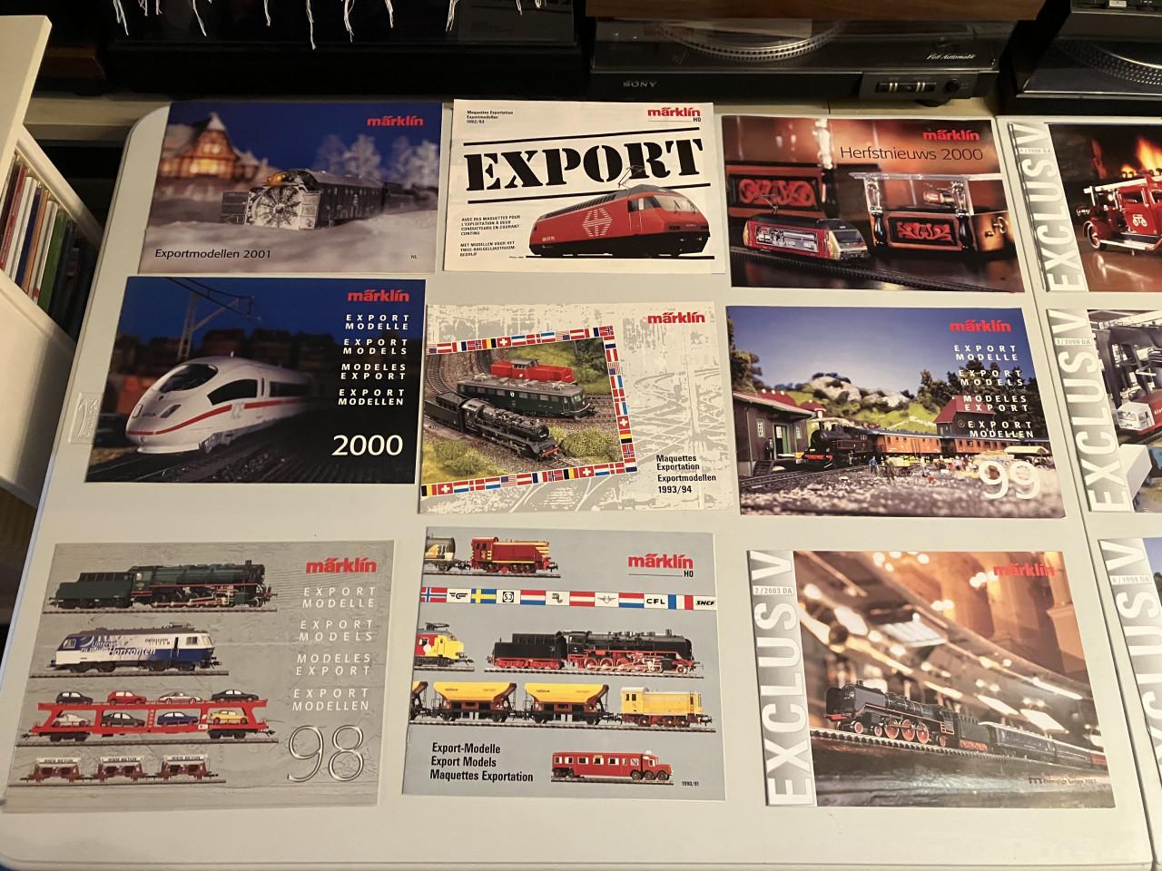 Verzameling Märklin jaarboeken exportfolders gleisanlagen