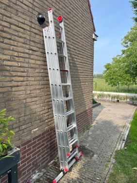 Altrex reformladder All Round 3x9-treeds