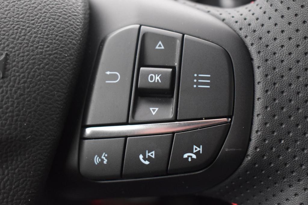 Ford Focus wagon 1.0 ecoboost hybrid st line x | climate control | adaptiev