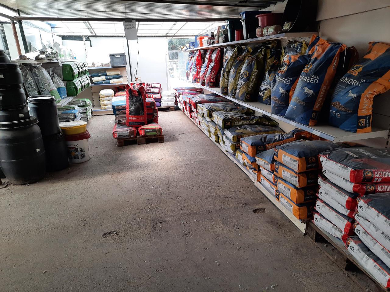 3 dagen 20% KORTING OP ALLE PAARDENVOEDERS- EN BENODIGDHEDEN