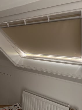 Velux verduisterend rolgordijn