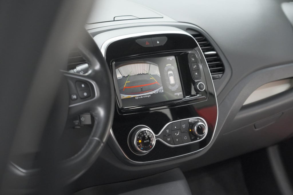 Renault Captur tce 150 edc intens | trekhaak | camera | dodehoekdetectie | 