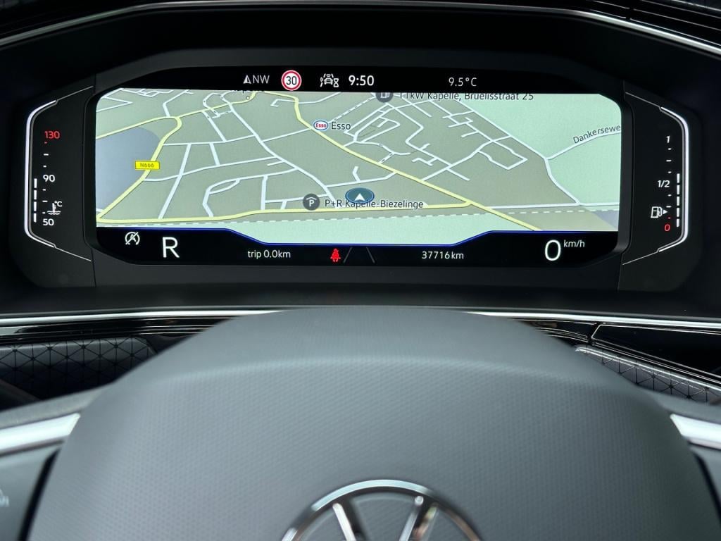 Volkswagen T-cross 1.0 tsi dsg style | camera | virtual | stoelverwarming |