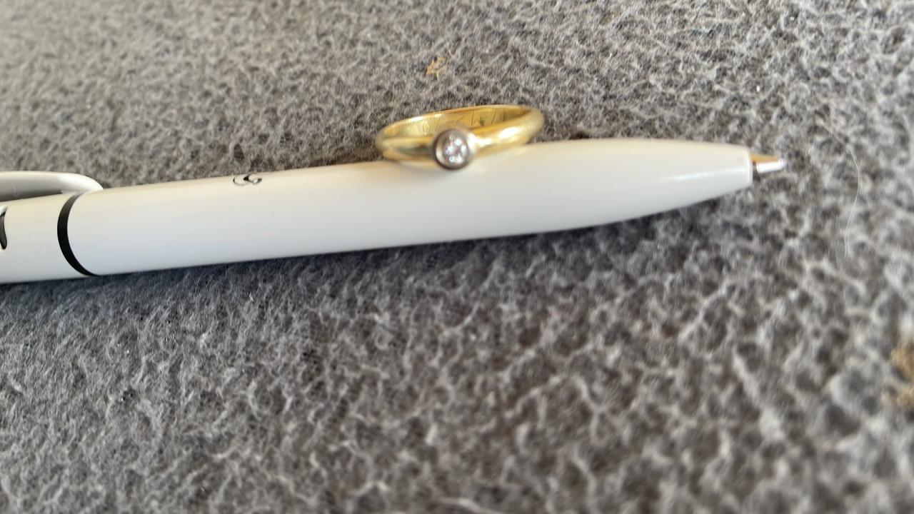 Gouden ring met diamant