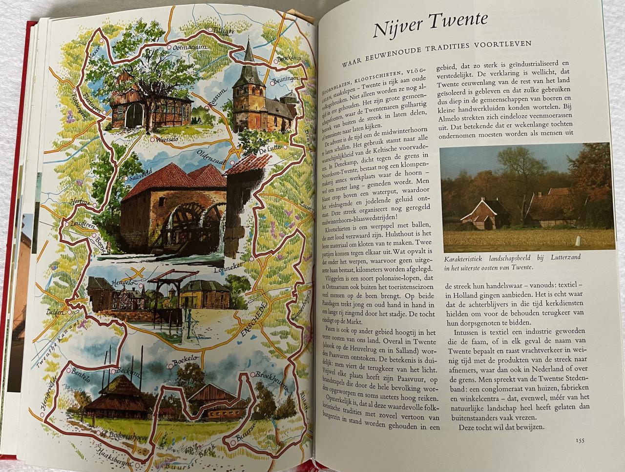 Uit in eigen land boek