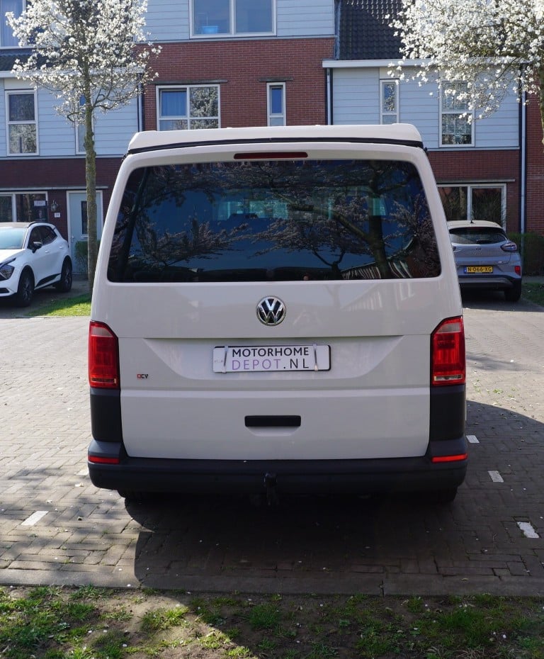 Volkswagen T6 Outdoor Camper Vans 2015 met 126.000km Euro 6