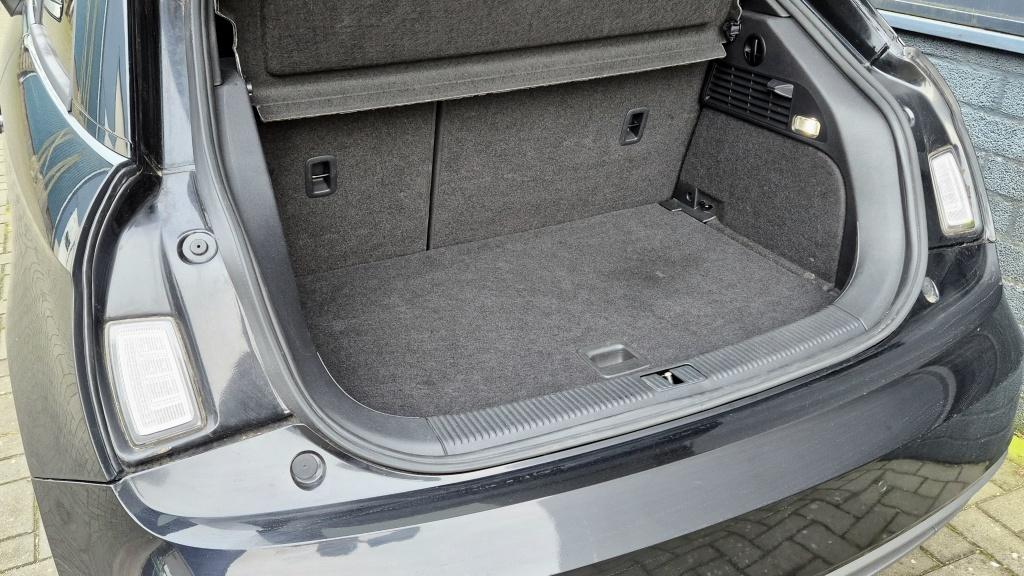 Audi A1 tfsi sport pro line s | navi | automaat | stoelverw | cruise |