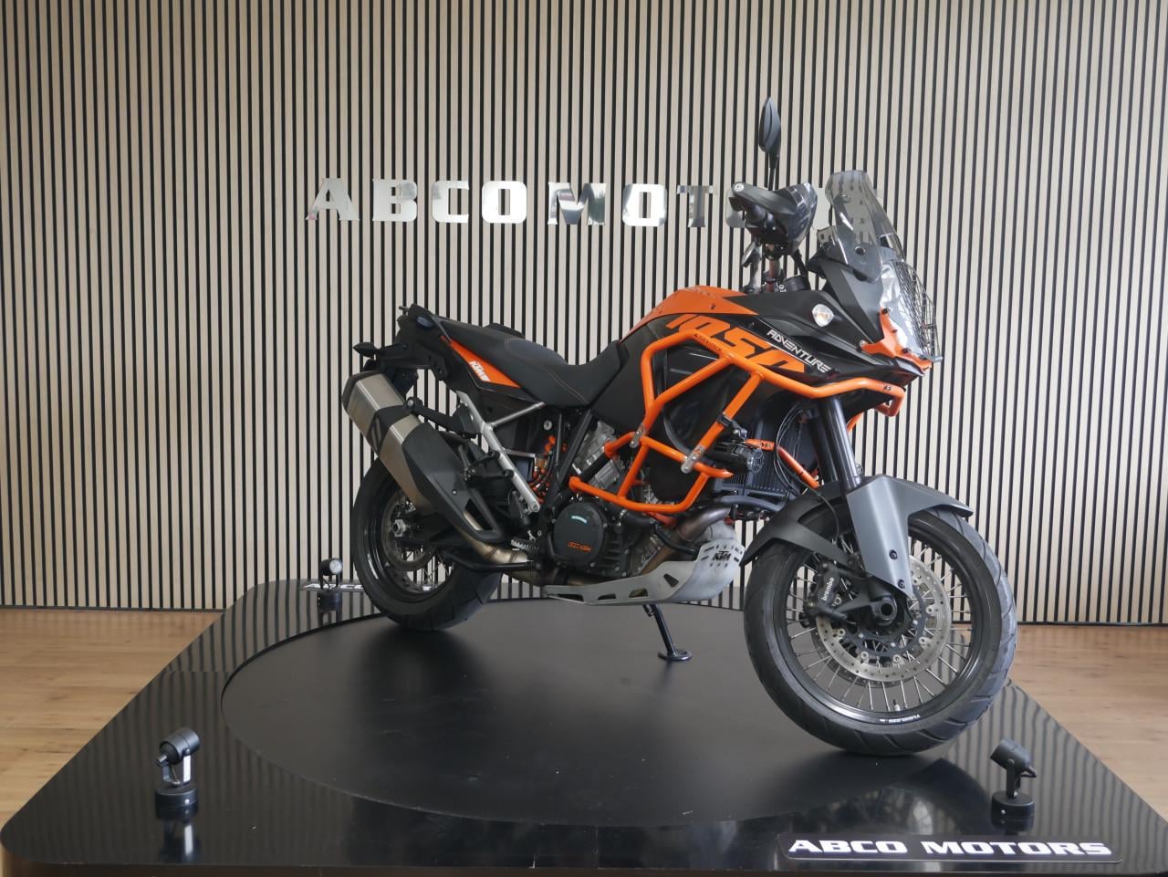 KTM 1050 ADVENTURE