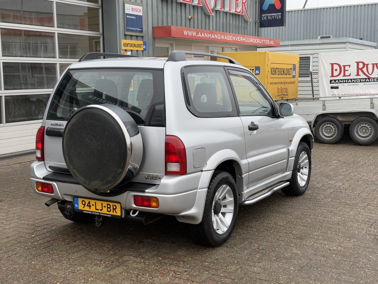 Suzuki Grand Vitara - 2.0 Metal Top