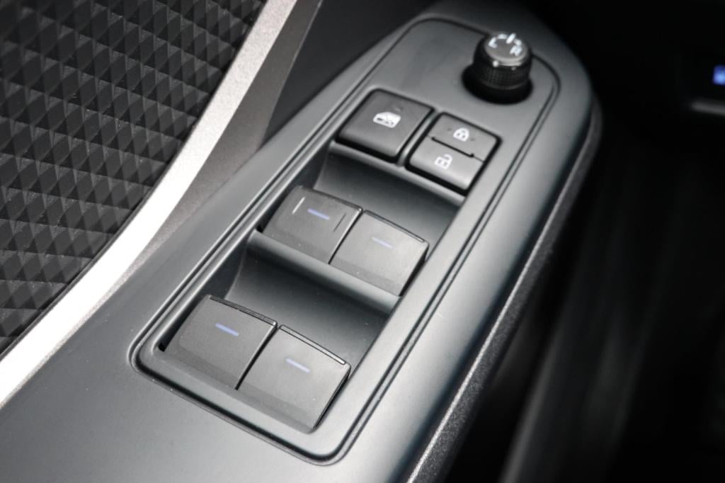 Toyota C-hr 1.8 hybrid active