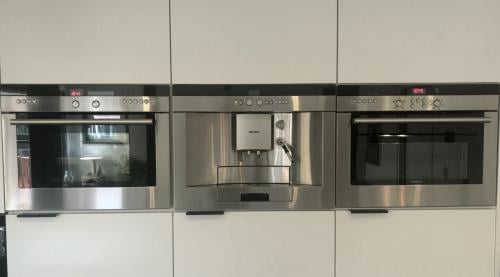 Siemens stoomoven combimagnetron en koffiemachine