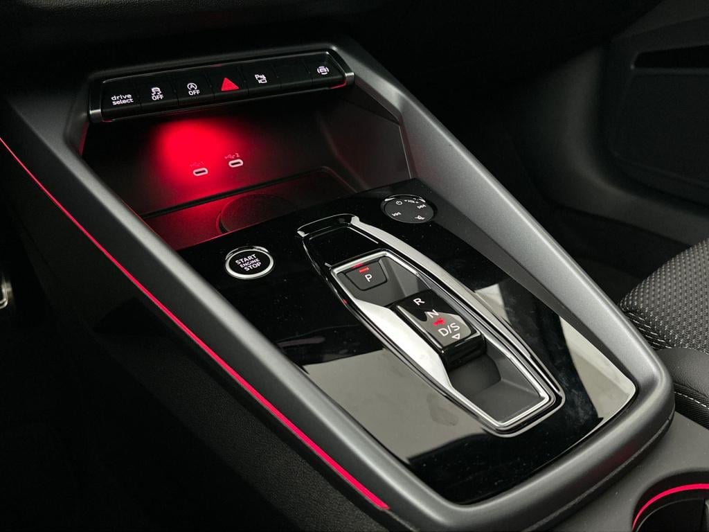 Audi A3 limousine 35 tfsi s edition
